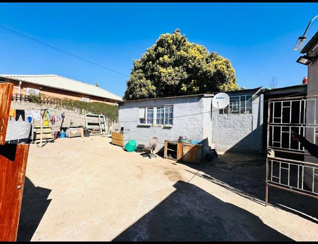 7 BEDROOM HOUSE FOR SALE IN BENONI CENTRAL
